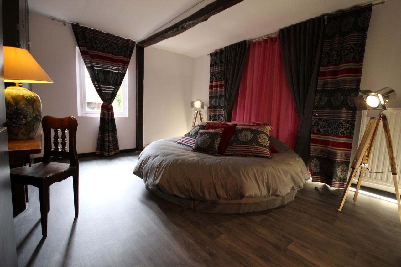 ปอมเนียล เดอ ลา เอริสซอนนิแยร์ Bed & Breakfast Saint-Aubin-de-Bonneval ภายนอก รูปภาพ
