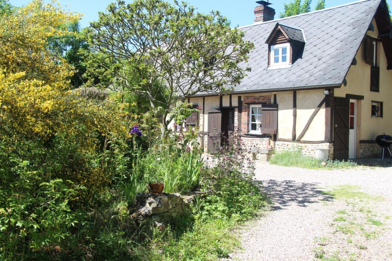 ปอมเนียล เดอ ลา เอริสซอนนิแยร์ Bed & Breakfast Saint-Aubin-de-Bonneval ภายนอก รูปภาพ