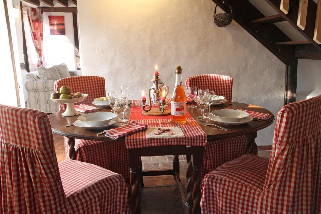 ปอมเนียล เดอ ลา เอริสซอนนิแยร์ Bed & Breakfast Saint-Aubin-de-Bonneval ภายนอก รูปภาพ