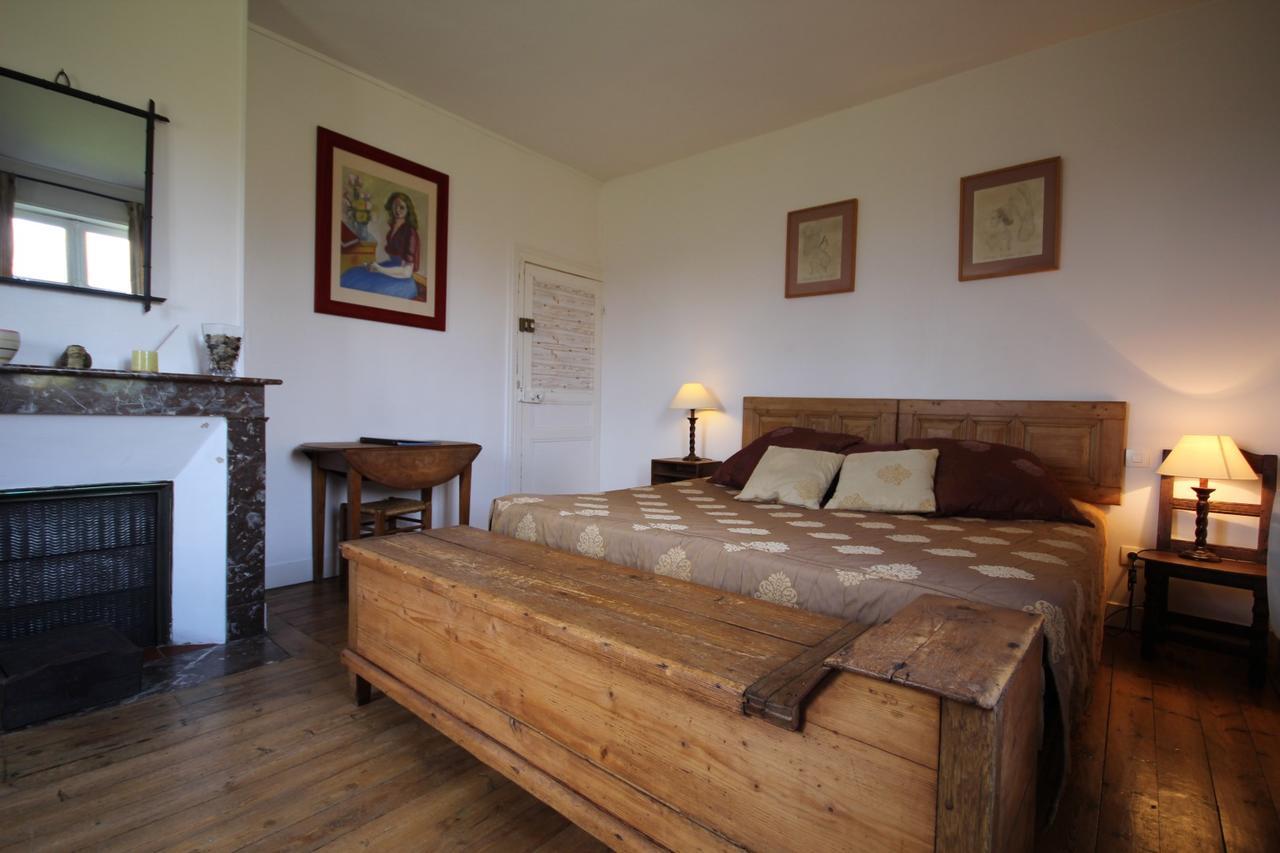 ปอมเนียล เดอ ลา เอริสซอนนิแยร์ Bed & Breakfast Saint-Aubin-de-Bonneval ภายนอก รูปภาพ