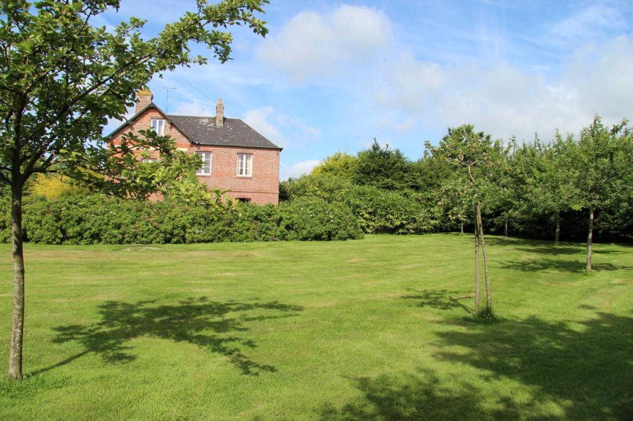 ปอมเนียล เดอ ลา เอริสซอนนิแยร์ Bed & Breakfast Saint-Aubin-de-Bonneval ภายนอก รูปภาพ